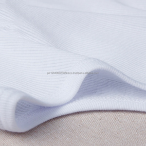 เสื้อกล้ามออกกำลังกายผู้ชายแบบแพ็ค 3 ตัว มีสินค้าในสต็อก - Product Image 4