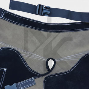 Tablier de fermeur professionnel de luxe en cuir de vachette brun foncé pour le sablage et l'entretien des chevaux, instruments équestres et vétérinaires - Product Image 2