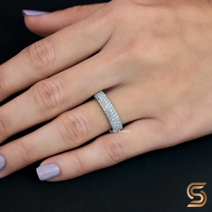 Bague demi-éternité en or massif 10K avec diamants Moissanite, pavé de 5 mm, coupe ronde, éthique - Product Image 4