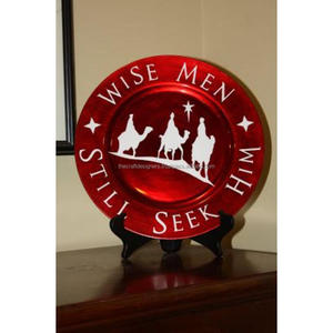 Grand présentoir en métal pour plat de service Assiette de présentation Les hommes sages le recherchent encore Assiette de présentation des aliments en émail rouge pour vacances 12" - Product Image 1