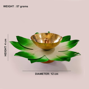 Lampe à huile en laiton Lotus Diya peinte à la main, verte et dorée, pour Pooja, Mandir, Diwali, Aarti, festival, temple domestique, décorative, Deepak spirituel - Product Image 2