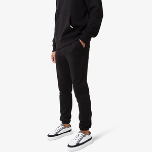 ชุดวอร์มกีฬาผู้ชายแบบสั่งทำจากโรงงาน OEM ผ้าไมโครไฟเบอร์น้ำหนักเบา ชุดเสื้อกันลมและกางเกงจ็อกเกอร์ ชุดลำลองใส่ได้ทุกวัน - Product Image 3