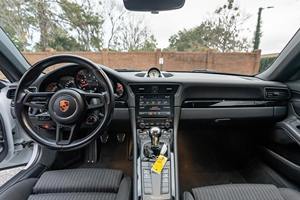 Porsche 911 Carrera T Coupé 2019 - Product Image 6