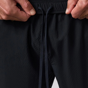 Shorts d'entraînement en mesh noir pour hommes, taille élastique, pour la gym, la course à pied, vêtements de sport légers, shorts de sport pour hommes - Product Image 6