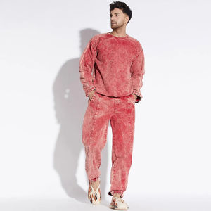 Conjunto Deportivo Personalizable de Felpa Gruesa con Sudadera y Pantalones de Algodón con Cintura Elástica para Invierno - Product Image 1