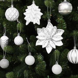 Juego de 106 Adornos Navideños de Plástico Irrompible, Bolas de Colores para Decoración de Árboles de Navidad, Adornos para Fiestas y Bodas - Product Image 4