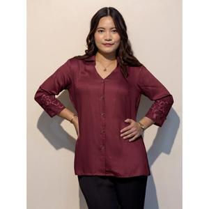 Chemise en coton doux pour femmes avec col élégant pour un usage décontracté et professionnel, acheter directement auprès du fournisseur - Product Image 1