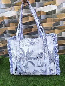 กระเป๋าโท้ทผ้าฝ้ายพิมพ์ลายดอกไม้สไตล์โบฮีเมียนจาก Jaif Textiles กระเป๋าสะพายทำมือพร้อมหูหิ้วสองข้าง ลายใหม่จากราชสถาน - Product Image 3
