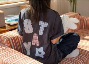 Stray Kids STAY in Our Little House (Cd) K-Pop Libro Electrónico de Papel y Plástico en Coreano para Todas las Edades - Product Image 6