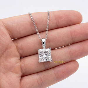 Collar con Colgante de Diamante Cultivado en Laboratorio con Corte Princesa, Cadena de Eslabones Chapada en Oro de Plata de Ley 925, Solitario para Mujer, Compromiso, Boda - Product Image 1