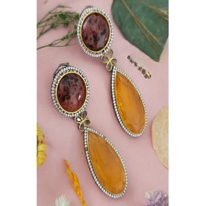 Elegantes Pendientes de Moissanita Chapados en Oro de Primera Calidad para Mujeres y Chicas, Ideales para Looks de Noche y Fiestas - Product Image 2