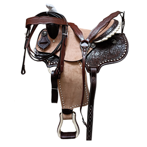 Silla de montar western Royal International Premium con adornos florales |   Sillín de Carreras de Cuero Genuino con Estribos y Juego de Arreos para Caballo - Product Image 1