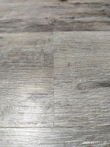 Suelo SPC de Lujo Resistente al Agua, 8mm de Grosor, Antideslizante, Diseño Moderno, Sistema de Clic, para Uso en Interiores de Oficina - Product Image 4