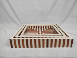 Plateau de service élégant et moderne en bois avec incrustations florales, de haute qualité, avec plastique, très bon marché, en provenance d'Inde - Product Image 2