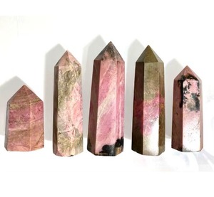 Obélisque en Rhodonite Polie en Gros, Cristal de Guérison à Haute Vibration, Mascotte Feng Shui, Taille Personnalisée, Amour Profond, Harmonie Sacrée - Product Image 5