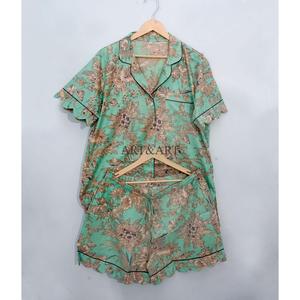 Ensemble de pyjama en coton élégant pour femmes, imprimé floral magnifique, manches courtes, respirant, léger, vêtements de nuit parfaits - Product Image 5