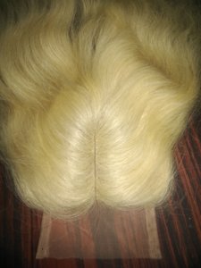 Extensiones de Cabello Remy Indio Rubio 613, Ondulado Natural, Puntas Llenas y Gruesas, Cierre de Encaje HD - Product Image 5