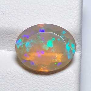 Ópalo natural brillante de forma ovalada 3D multicolor, piedra preciosa suelta, ópalo de fuego para la fabricación de joyas, proveedor mayorista - Product Image 2