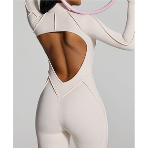 Tenue de yoga et de fitness une pièce haut de gamme pour femme avec dos ajouré, respirante et extensible, vêtements de sport pour femmes - Product Image 2