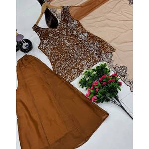 Ensemble haut-bas et dupatta magnifique pour femmes, vêtements de soirée de créateur - Product Image 5