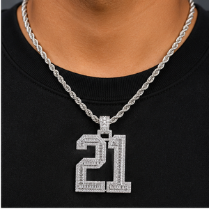 Colgante de Plata 925 con Moissanita y Número Inicial, Estilo Hip Hop, Unisex, Joyería Fina, Regalo para Hombres y Mujeres - Product Image 2