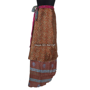 Faldas Envolventes de Seda Mágica con Estampado Vintage Indio, Nuevas Faldas Envolventes de Sari de Seda Indio - Product Image 2
