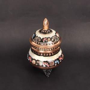 Elegante Jarra Decorativa de Cobre Meenakari con Tapa, Hecha a Mano, con Patrón Floral Colorido, Caja de Almacenamiento, Contenedor Decorativo para el Hogar - Product Image 4