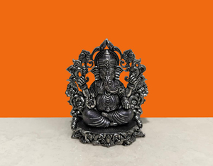 Estatua de Ganesha Hecha a Mano en Latón con Acabado Plateado, Fundición en Cera, Ídolo del Dios Hindú Ganesha, Decoración para el Hogar o Templo - Product Image 1