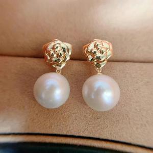 Boucles d'oreilles pendantes en argent 925 avec perles rondes d'eau douce naturelles impeccables AK et peau translucide délicate, bijoux fins - Product Image 1