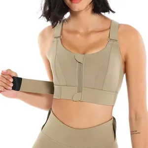 Soutien-gorge de sport blanc à maintien élevé, rembourré, grande taille, idéal pour l'entraînement et les activités sportives à fort impact, pour femmes à forte poitrine - Product Image 1