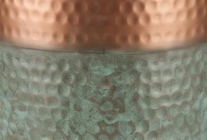 Jarrón de suelo de cobre y verde hecho a mano de primera calidad, estilo bohemio, accesorio de mesa de metal con diseño martillado para inauguración de casa - Product Image 2