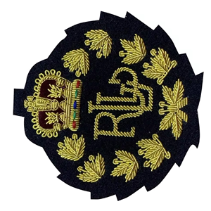 Badge de blazer brodé fait main en fil de bullion, forme irrégulière, fil d'or - Product Image 6