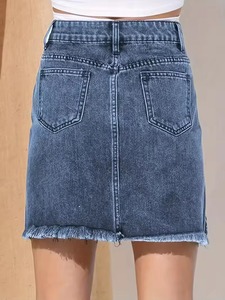 Minifalda vaquera de cintura alta para mujer, con dobladillo asimétrico, bolsillos con cuentas, efecto desgastado y borde deshilachado, estilo casual de verano - Product Image 3