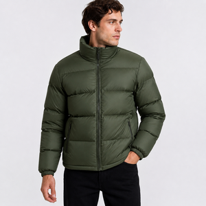 Veste matelassée isolante tendance, conçue pour un confort durable et un style élégant, idéale pour les aventures hivernales et les voyages. - Product Image 1