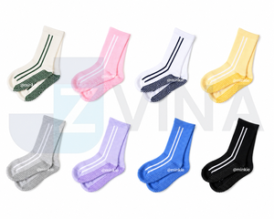 Calcetines Cortos de Algodón para Mujer, Estilo Básico, Color Azul Claro, con Rayas Jacquard, Puntos de Goma Antideslizantes, Transpirables, Ecológicos, para Uso Casual de Otoño - Product Image 2
