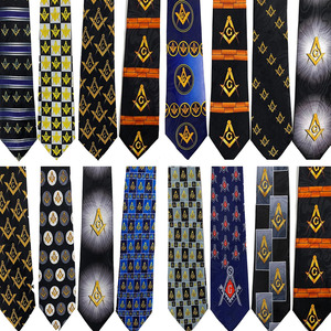 Corbata Larga de Seda con Diseño Masónico, Hecha a Mano, para Hombres, en Venta - Product Image 6