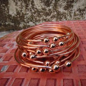 Bracelet manchette en cuivre pur fait main, en fil de cuivre massif rond, bijou de guérison artisanal en cuivre pour hommes et femmes, OEM. - Product Image 5