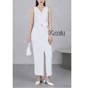 Gilet en sergé pour femme, style américain, col en V, simple boutonnage, teint uni, en sergé peigné structuré, style bureau, Vietnam - Product Image 3