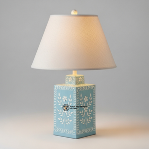 Lampe de table artisanale avec incrustation florale bleue |   Éclairage décoratif design pour la maison - Product Image 6