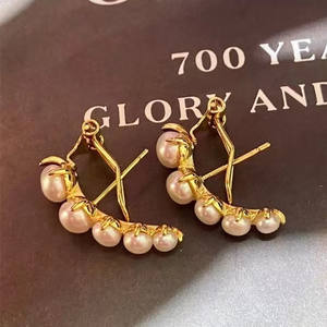 Boucles d'oreilles pendantes en argent S925 de style français, perle noire naturelle, couleur bonbon, design trésor, 12-13 mm avec boîte cadeau - Product Image 2