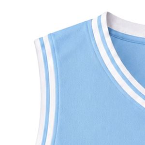 Camiseta Deportiva sin Mangas con Cuello en V y Bordado del Escudo de Jack & Jill en Azul Claro, con Ribete Blanco para Mujer - Product Image 3