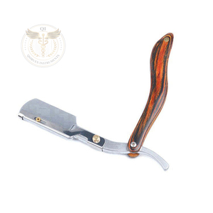 Rasoir de barbier professionnel en acier inoxydable avec manche en bois - Product Image 1