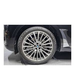 BMW X7 XDrive40i Diciembre 2022 22,975 km 7 Plazas con Caja de Cambios Automática Asientos de Cuero Cámara Trasera Diseño de Pura Excelencia - Product Image 5