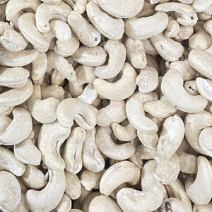 High Quality W320 Raw Cashew <b>Nuts</b> From Vietnam Manufacturer Santigo Edible - Product Image 1