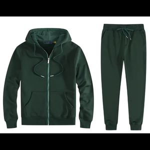 Conjunto Deportivo Unisex Morado ODM, Sudadera con Capucha y Cordón Ajustable, Pantalones Deportivos de Color Sólido, Corte Regular, 100% Poliéster, Secado Rápido - Product Image 3