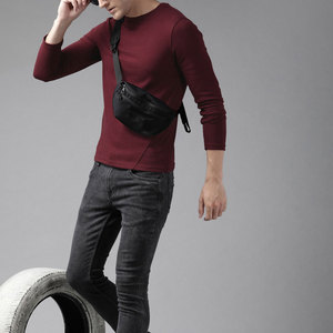 เสื้อยืดคอกลมถักแขนยาวสำหรับผู้ชายสีทึบทรงสลิมฟิตลำลอง - Product Image 3