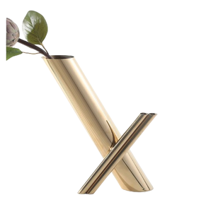 Florero de Diseño Único con Acabado Dorado, Decoración de Mesa, Floreros para Bodas y Fiestas, Florero Metálico Moderno para Hogar y Jardín - Product Image 5