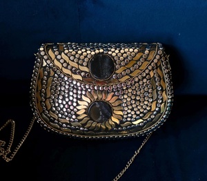 Bolso de Mano Metálico Ligero de Diseño Bohemio Indio para Mujer, Bolso de Mensajero Hecho a Mano para la Noche, Bolso de Compras con Marco Metálico Estilo Boho - Product Image 5