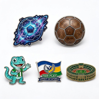 Cartoon-Anime-Stil Weltfußball-Emaille-Pin für Fans, Sammlerstücke, Anstecknadel, Fußball-Meisterschaft