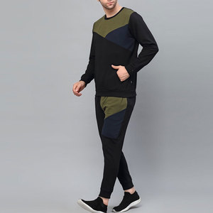 Ensemble de survêtement d'hiver pour homme, style streetwear, en polaire respirante, imprimé délavé à l'acide, design 2-en-1, vente en gros sur mesure - Product Image 3